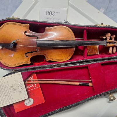 Sale Photo Thumbnail #727: this looks like it maybe was a salesman model. Please notice the last photo with the sticker on it to get an idea of how small it is the sticker is 1.25 in tall by 2.25 in wide.