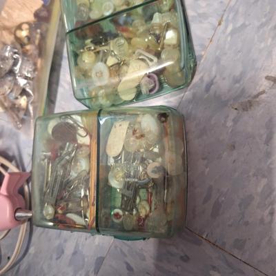 Sale Photo Thumbnail #844: various crafty things, buttons and more