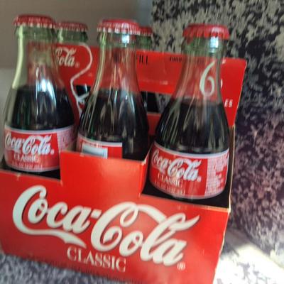 Sale Photo Thumbnail #851: Coca cola bundle