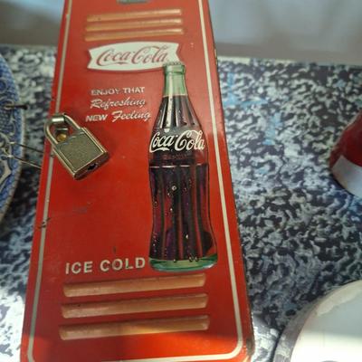 Sale Photo Thumbnail #850: Coca cola bundle