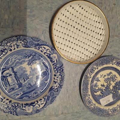 Sale Photo Thumbnail #856: 3 blue plates and 1 ivory