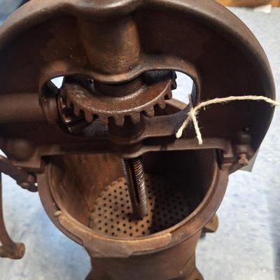 Sale Photo Thumbnail #870: rusty décor piece but it does still spin around freely.