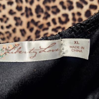 Sale Photo Thumbnail #898: Liberty  love black lacy scoop neck shirt size XL