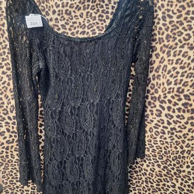 Sale Photo Thumbnail #895: Liberty  love black lacy scoop neck shirt size XL
