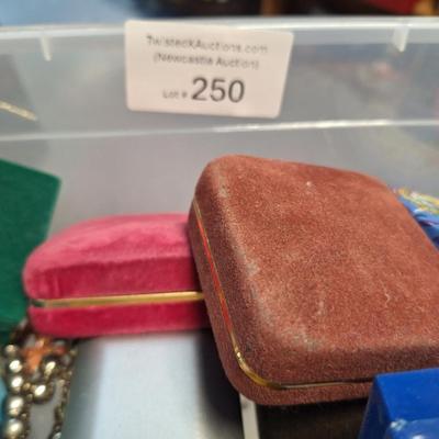 Sale Photo Thumbnail #926: misc. jewelry boxes