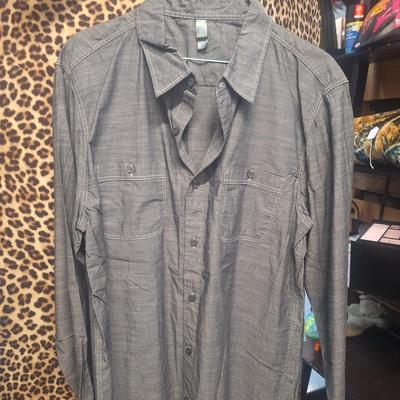 Sale Photo Thumbnail #951: 3 men's shirts size L