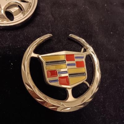HARLEY DAVIDSON & CADILLAC EMBLEM BELT BUCKLES PLUS A ROTATING RIM BUCKLE
