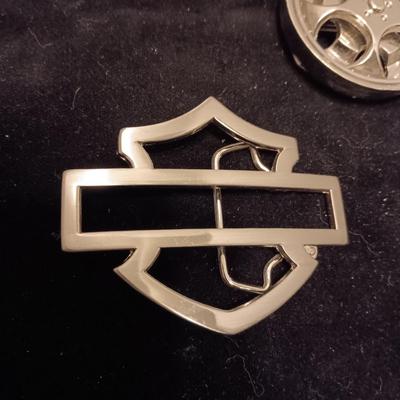 HARLEY DAVIDSON & CADILLAC EMBLEM BELT BUCKLES PLUS A ROTATING RIM BUCKLE