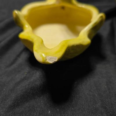 Vintage 1950’s HULL Pottery Large Swan Planter/Bowl with baby