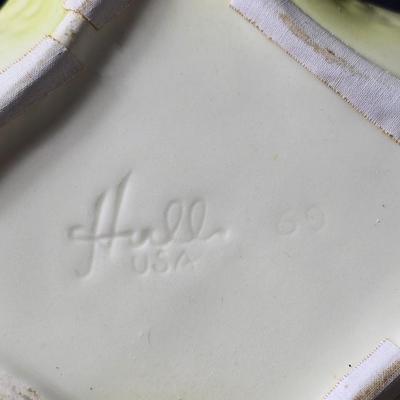 Vintage 1950’s HULL Pottery Large Swan Planter/Bowl with baby