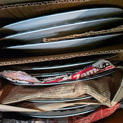 Vintage Christmas Village 10-Inch Dinner Plates Set of 10 - Festive Holiday Tree and Holly Design