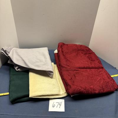 Table Cloth Lot