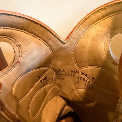Sale Photo Thumbnail #982: Cowboy Boots Size 8 1/2  Made in The USA