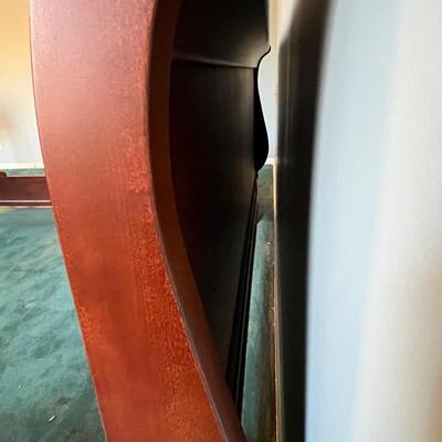 Beautiful King Size Sleigh Bed (P-BC)