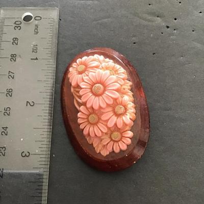 Sale Photo Thumbnail #75: Very nice vintage brooch. Please see attached photos.