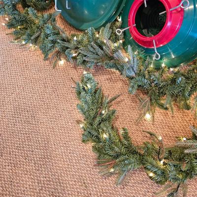 Assorted Christmas Decor & Lighted Garland (BLR-JS)