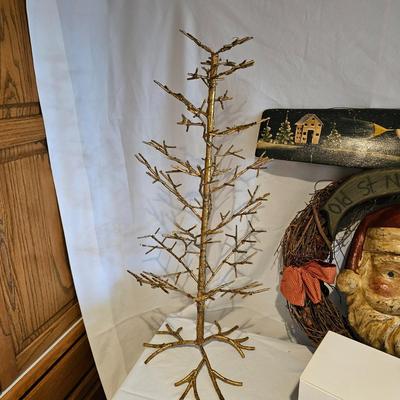 Assorted Christmas Decor & Lighted Garland (BLR-JS)