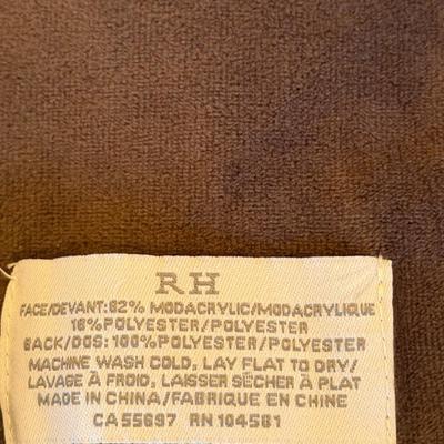 Sale Photo Thumbnail #1021: Brown Fleece Throw/Blanket 48"x61"