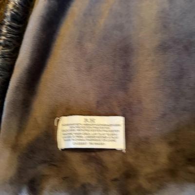 Sale Photo Thumbnail #1022: Brown Fleece Throw/Blanket 48"x61"