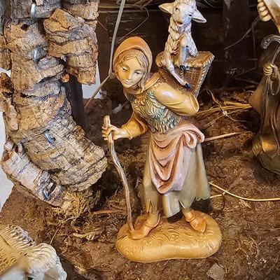 Fontanini 17 Piece Nativity Set & Stable (BLR-JS)