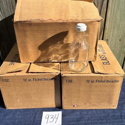 36 12oz Fluted Decanters