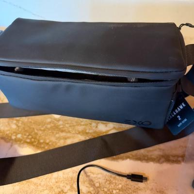 Sale Photo Thumbnail #1109: Blackhawk 2 Pro Drone and bag  untested