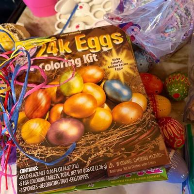Sale Photo Thumbnail #1117: Box Lot of Easter Supplies