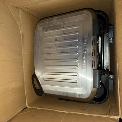 Sale Photo Thumbnail #1123: Butterball Electric Fryer Untested