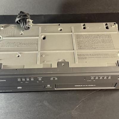 Magnavox DV225MG9 DVD/VCR Combo player