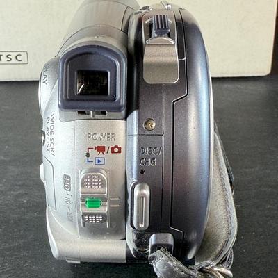 Canon DC100 DVD Camcorder
