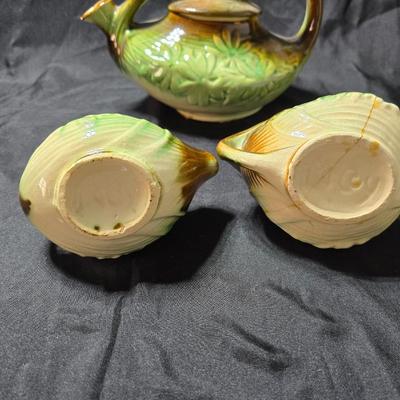 McCoy Pottery "Daisy" pattern tea set, produced in the United States in the 1940's