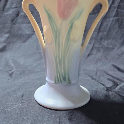 MCM Hull Art Pottery tulip vase from the "Tulip" or "Sueno" line