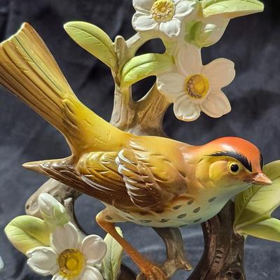 2 Nippon Yoko Boeki Ceramic Bird figures - Blue Jay & Oven Bird