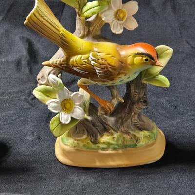 2 Nippon Yoko Boeki Ceramic Bird figures - Blue Jay & Oven Bird