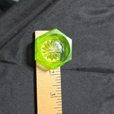 Six vintage Cambridge Glass Company emerald, green glass open salt cellars / salt dips