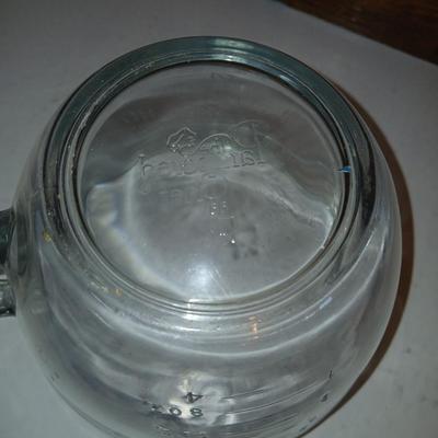 Anchor Hocking 2-quart (8-cup) glass batter bowl with handle and pour spout. - Brand new timer - and a new set of measuring cups