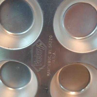 Bake ware = New Best Party pack 3 cake pan - 3 tiered cakes - Foly muffin tins - New Oneida 8" square cake pan and a large cake pan