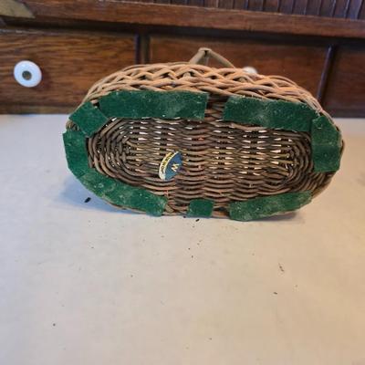 Large unmarked Gourmet Brown drip glaze mixing bowl with a variety of cute brown cows!