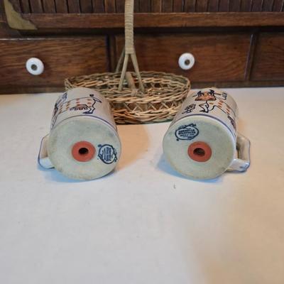 Large unmarked Gourmet Brown drip glaze mixing bowl with a variety of cute brown cows!
