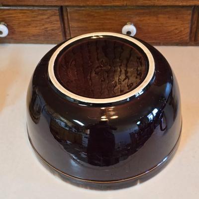 Large unmarked Gourmet Brown drip glaze mixing bowl with a variety of cute brown cows!