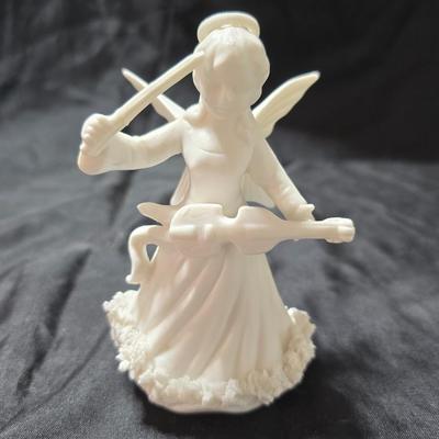 Three vintage Ardalt Lenwile "Verithin" musical angel figurines from Japan - Spaghetti skirted