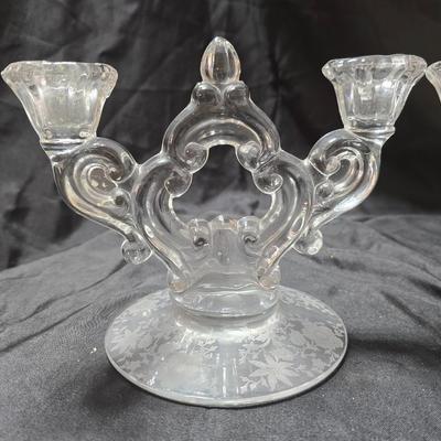 Cambridge "Wildflower" console or centerpiece bowl with A pair of two-light "Keyhole" candlesticks