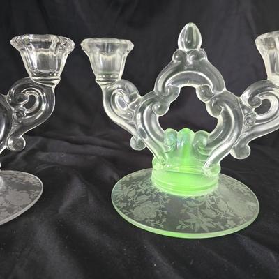 Cambridge "Wildflower" console or centerpiece bowl with A pair of two-light "Keyhole" candlesticks