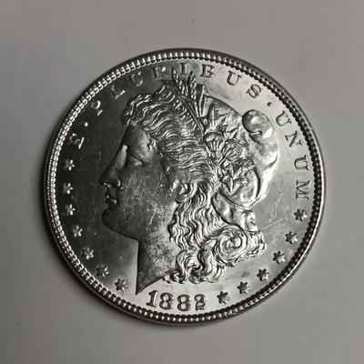 1882 MORGAN SILVER DOLLAR