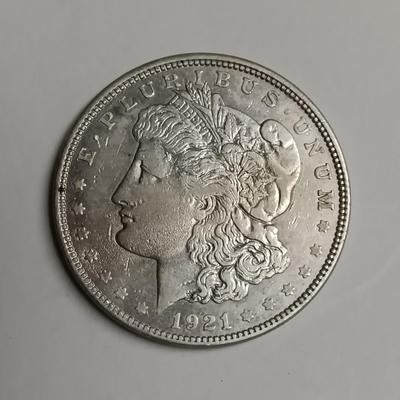 1921-D MORGAN SILVER DOLLAR