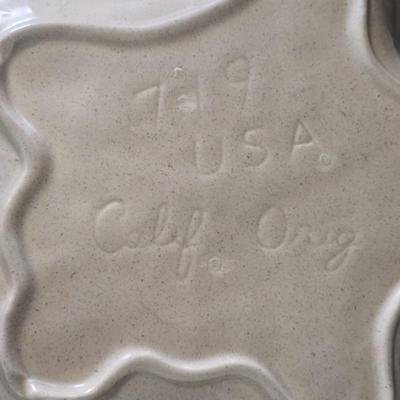 MCM California Pottery leaf dish set in an iridescent off-white/beige color with gold trim