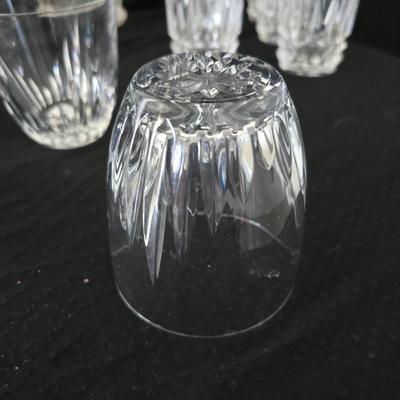 vintage Anchor Hocking Wexford clear glass pitcher and drinking glasses set, featuring the "Diamond Point" pattern.