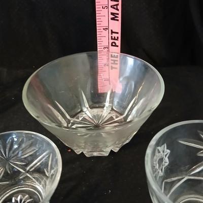 Glassware - Vintage platter, assortment of small bowls and a vase