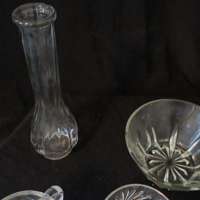 Glassware - Vintage platter, assortment of small bowls and a vase