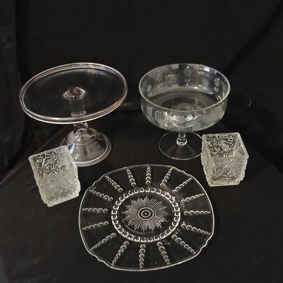 Vintage glassware - clear glass pedestal cake stand, crystal etched pedestal fruit centerpiece bowl, Federal Glass Columbia pattern clear...